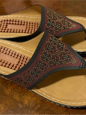 New Womens Wedge Sandals - Red/Brown Wedge Thong